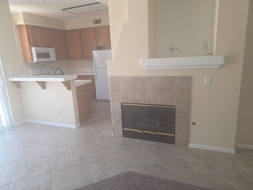 2nd image of 39277 Turtle Bay Unit E