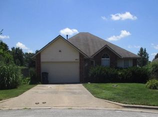 4012 W Watkins St, Springfield, MO 65802