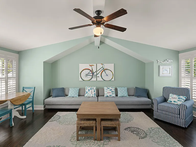 1044 Village Oaks Ln — Photo 23