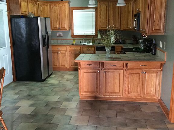 2nd image of 245 Sugar Plum St