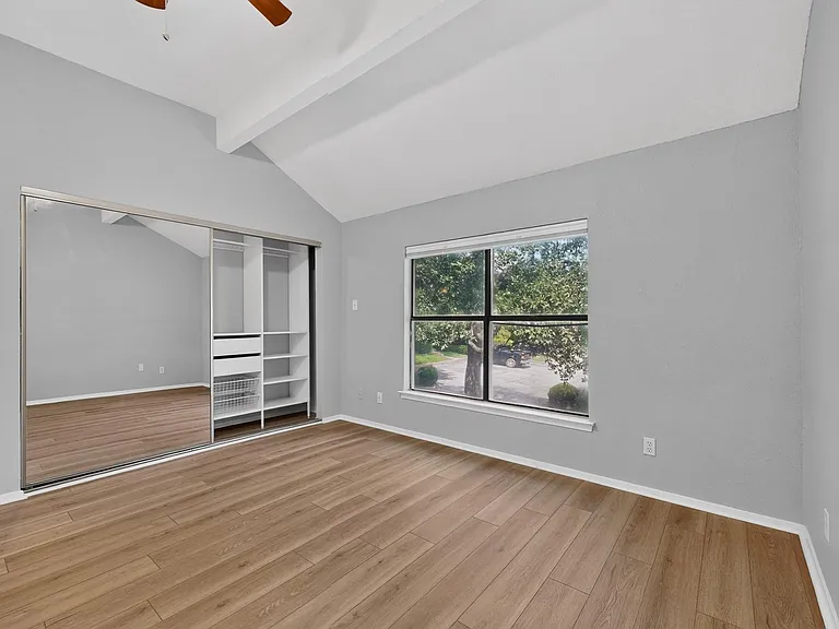 3801 Menchaca Rd #25 — Photo 23