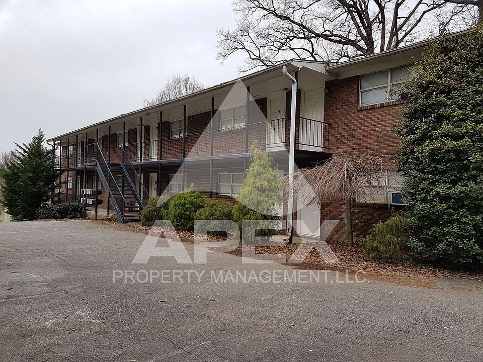 1st image of 2700 Holbrook Dr #2