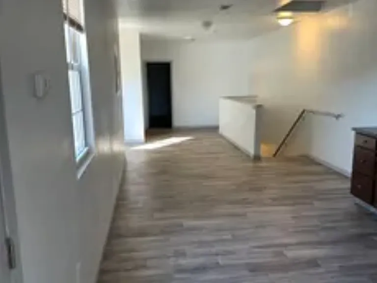 4252 Powelton Ave #3 — Photo 3