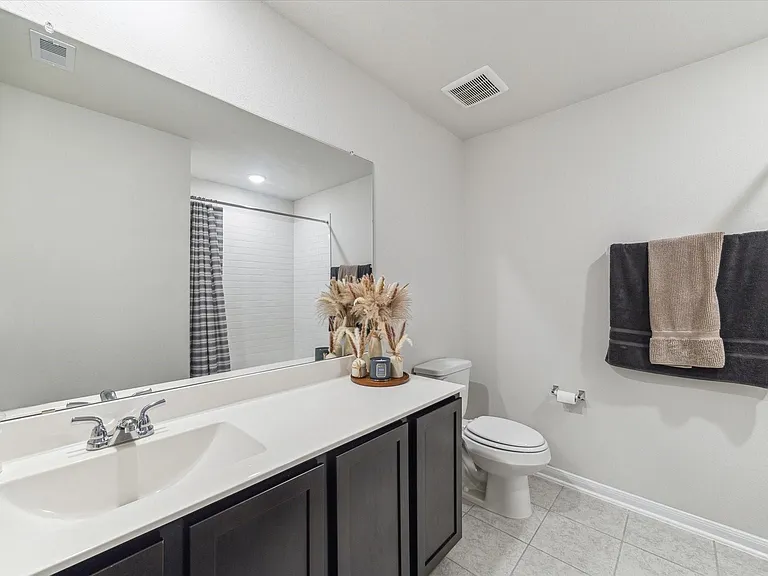 1523 Alpine Dr — Photo 14