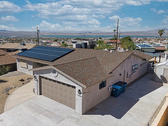 3rd image of 3041 Maracaibo Way