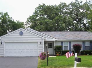 3612 Newport Dr, Island Lake, IL 60042