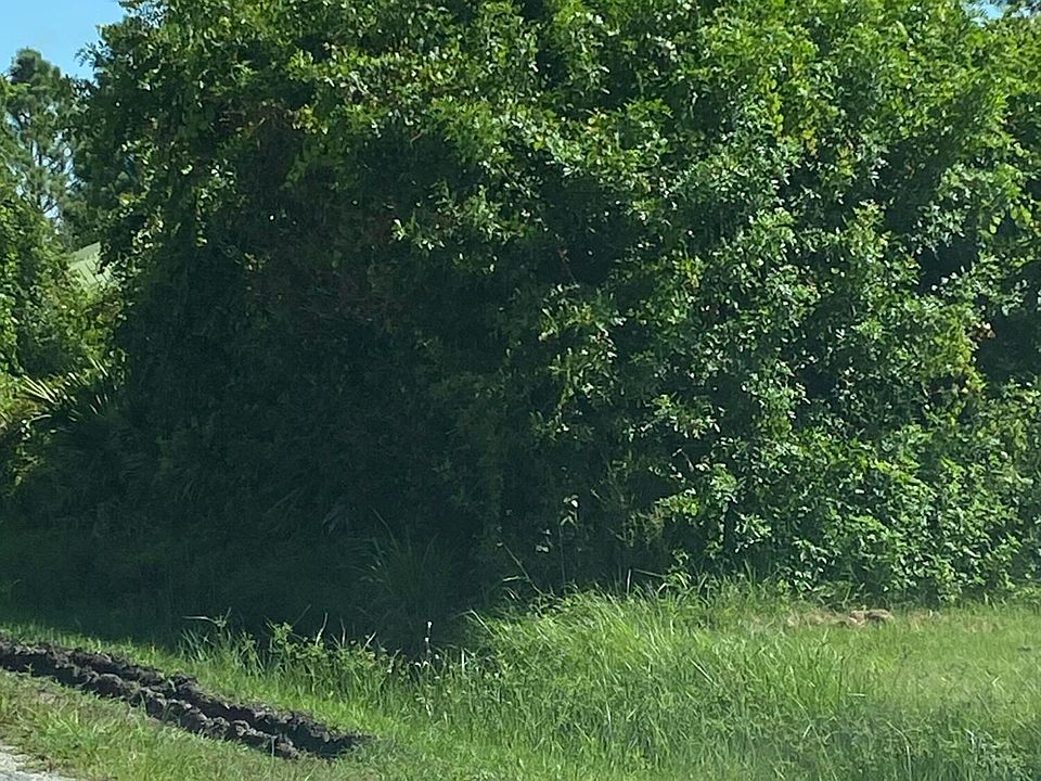 2nd image of 3346 NW 25th Avenue