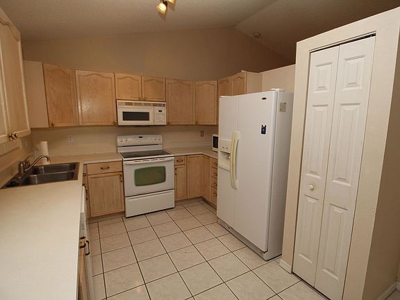 4th image of 168 Palm Cir