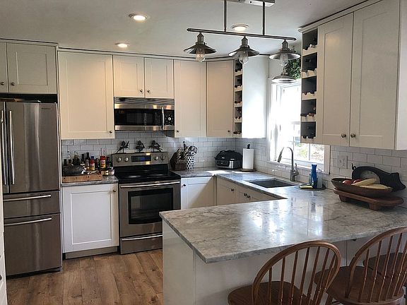 Recently renovated kitchen 