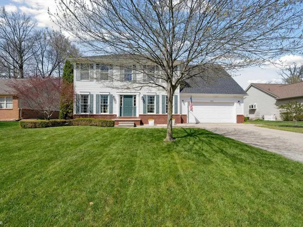 1962 S Delano St, Saint Clair, MI 48079