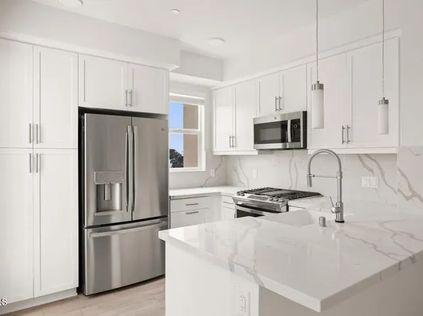 1260 E Thompson Blvd #103, Ventura, CA 93001