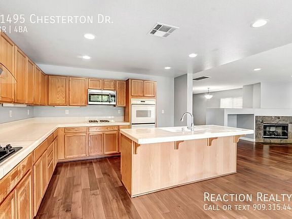 2nd image of 11495 Chesterton Dr