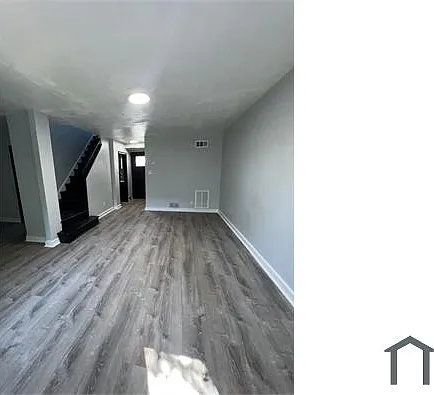 2621 Price St — Photo 24