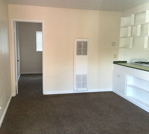 4th image of 1411 T St APT 17