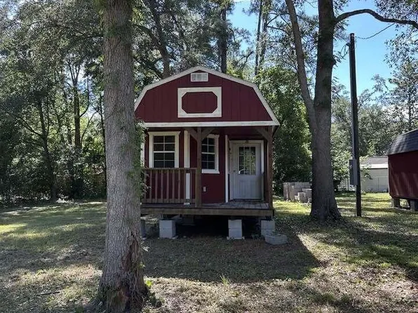 41 Middle Rd, Hortense, GA 31543