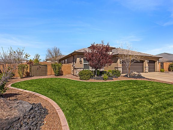 3rd image of 1729 E County Canyon Dr