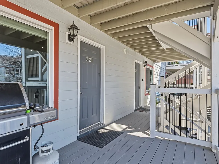 412 S Main St #221 — Photo 21