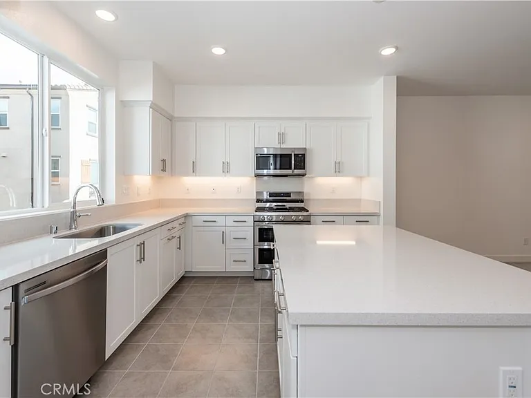 2317 W Broadway #46 — Photo 15