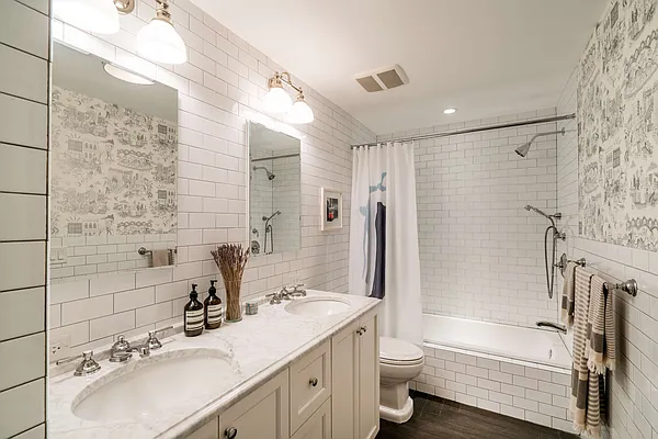 Sold by Compass | media 23