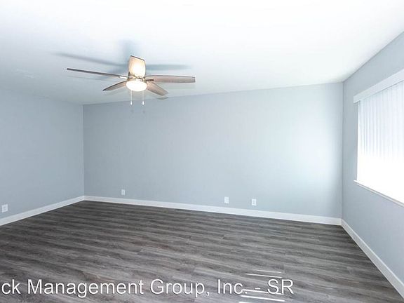 3rd image of 52 Cleveland Ave APT 1