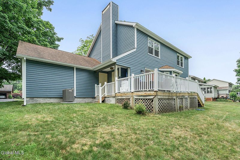 5th image of 4 Carlyle Court
