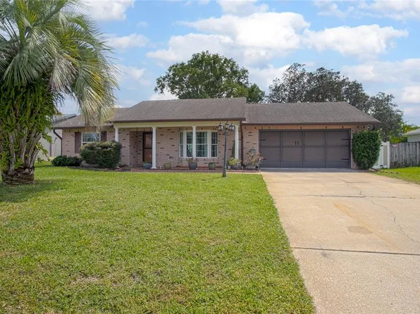 889 Swallow St, Deltona, FL 32725