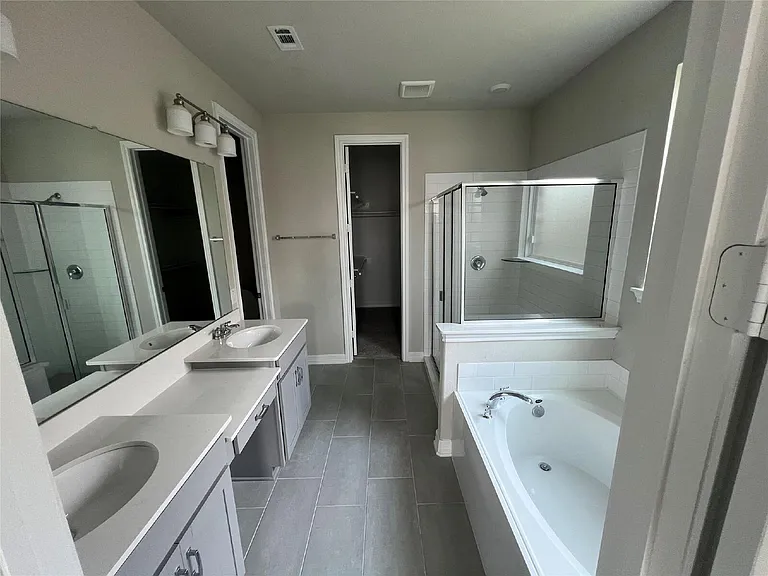 2638 Settler Hill Dr — Photo 14