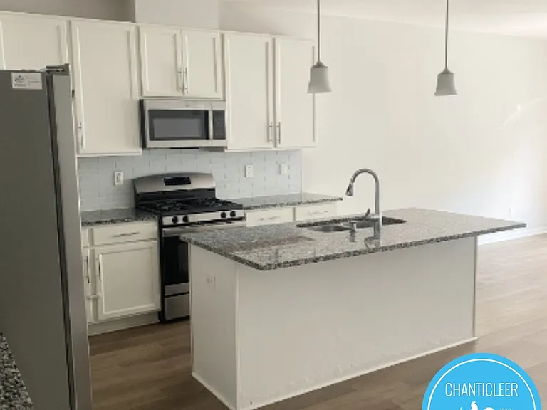 2022 Chipley Dr #1 — Photo 3