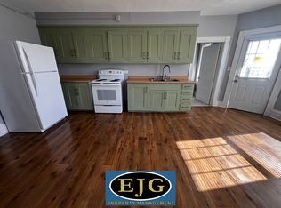 11 Reed St FLOOR 3, Manchester, NH 03102