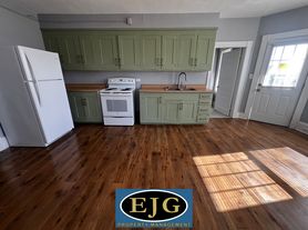 11 Reed St, Manchester, NH
