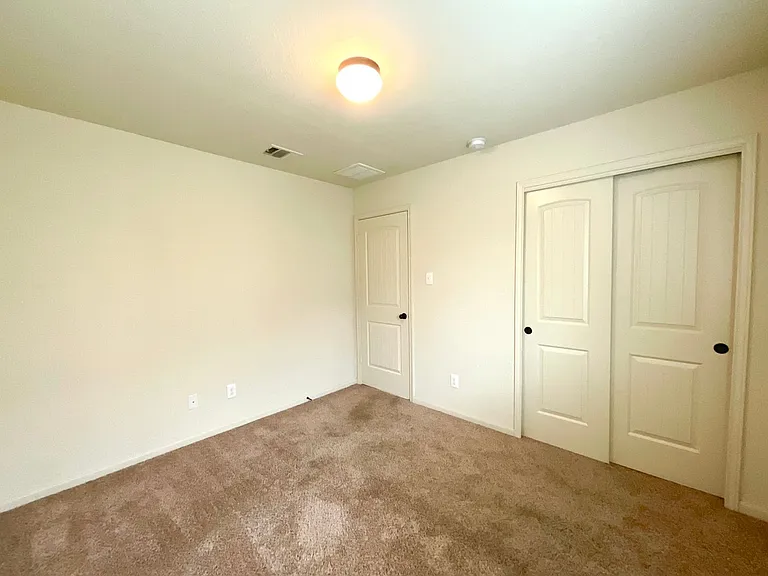 1058 Stone Br — Photo 25