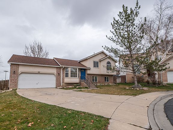2nd image of 587 E Eastpointe Cir