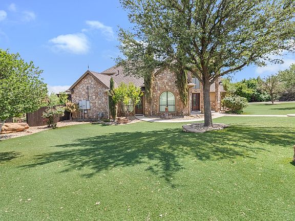 3rd image of 1002 Ashford Dr