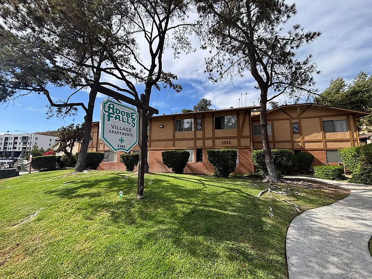 Adobe Falls Investors, LLC — Photo 16