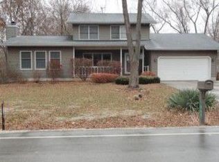 860 E Southmor Rd, Morris, IL 60450