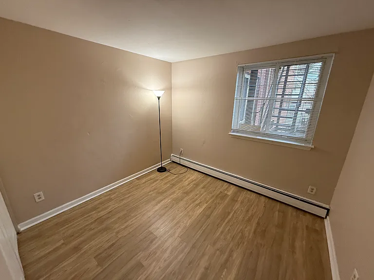 2307 N Harrison Street — Photo 15