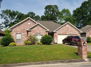 77 Westfield Loop, Little Rock, AR 72210