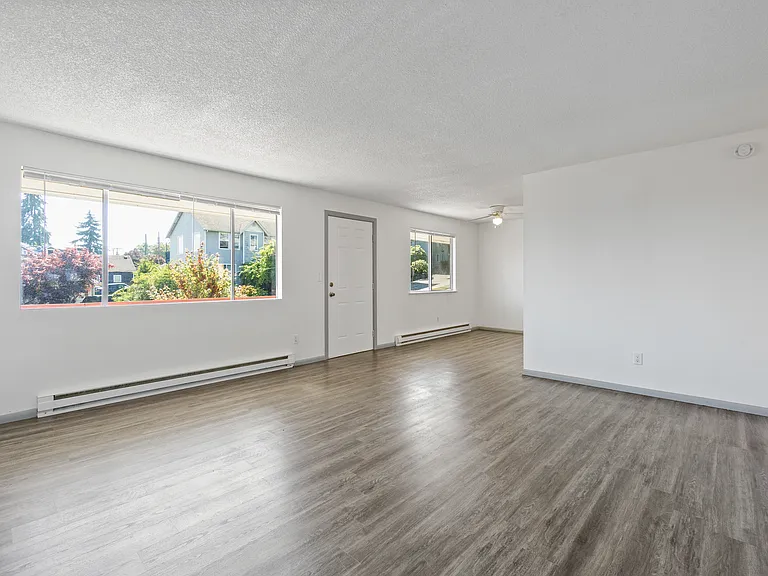 3132 Lombard Ave #6 — Photo 7