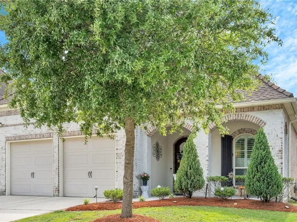 305 Nicklaus Dr, Slidell, LA 70458