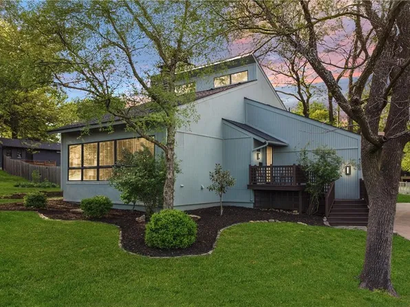 4300 W 79th St, Prairie Village, KS 66208