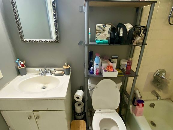 5th image of 6907 Stephens Dr