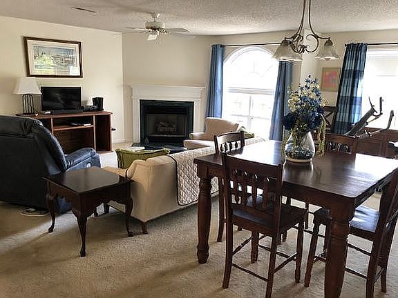 3rd image of 3701-2A Morris Farm Dr