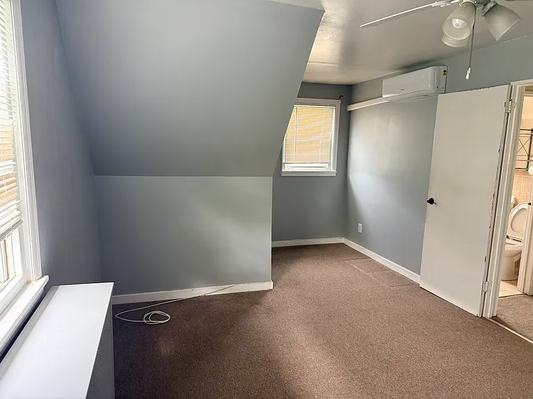 530 S 9th Ave — Photo 16
