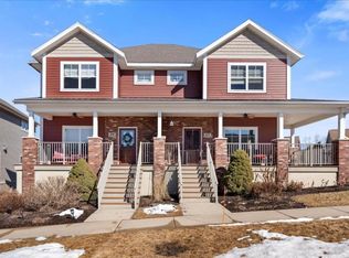29 Sinatra Way, Fitchburg, WI 53711