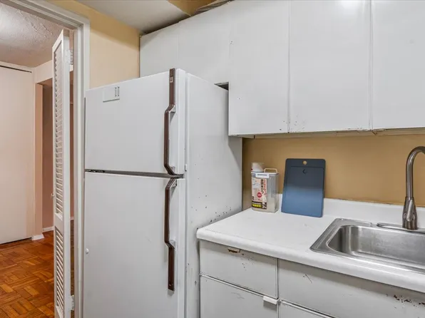 107-40 Queens Boulevard image 16 of 21