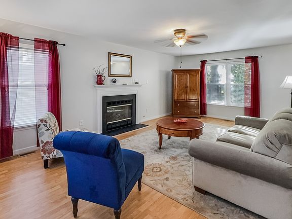 3rd image of 5125 Chelsea Brook Ln