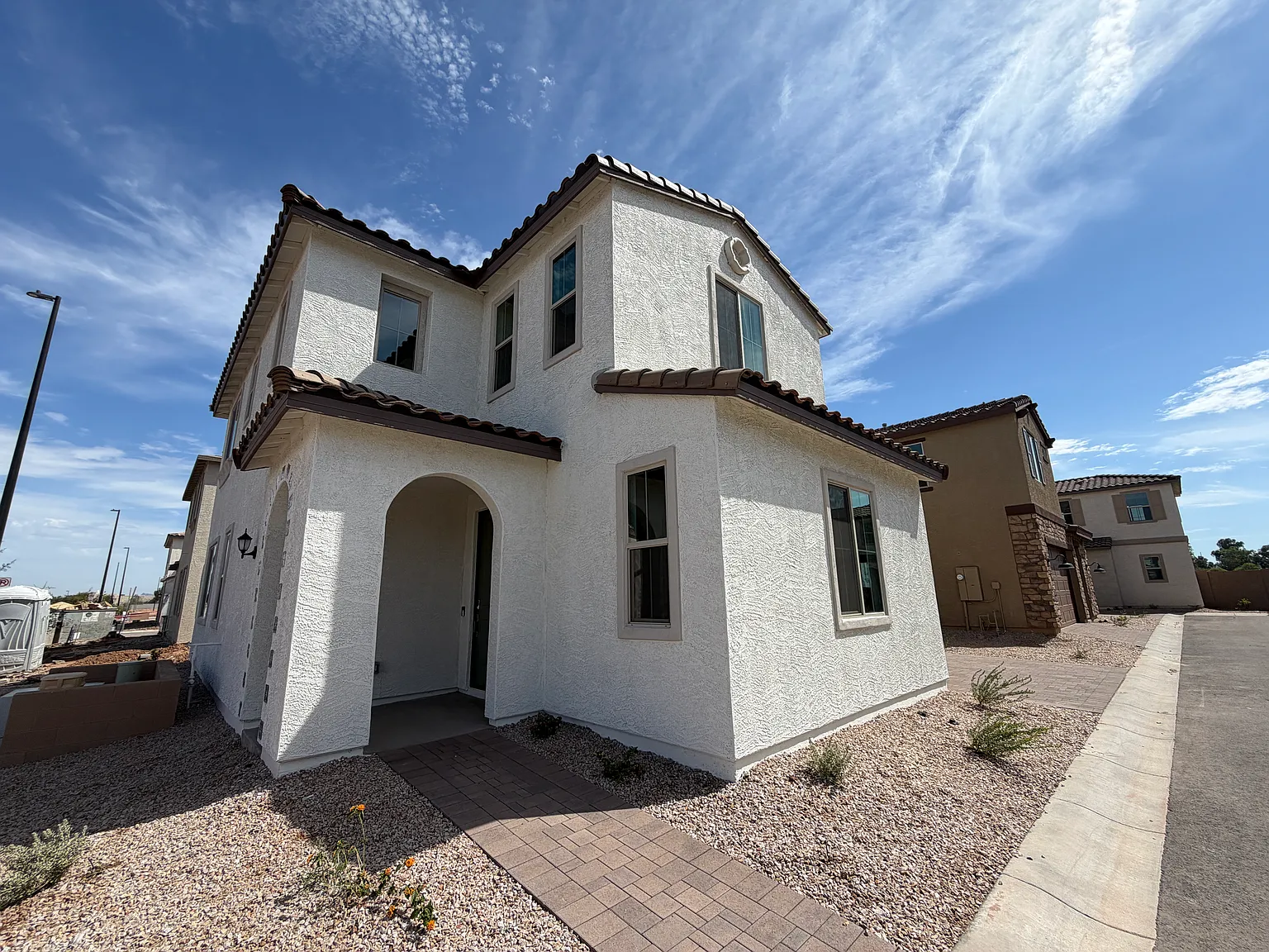 4 bed, 2209 sqft, $2,550 — Photo 3