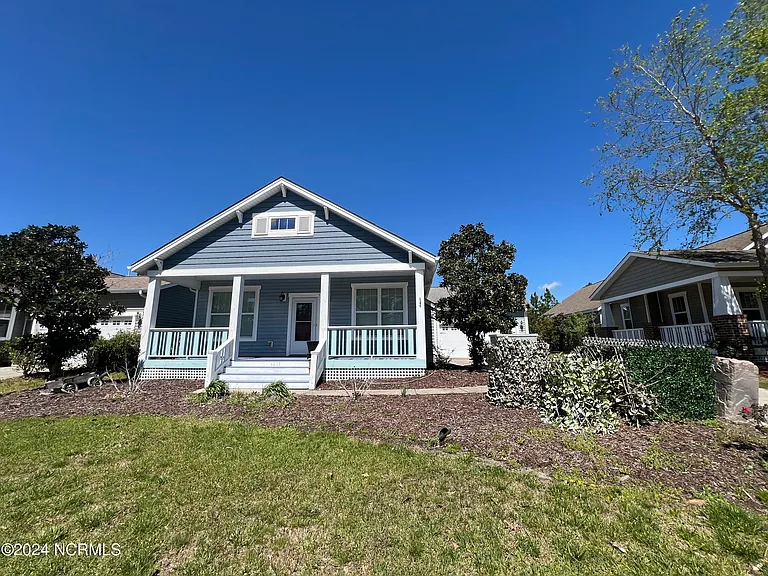1211 Daisy Ct — Photo 1