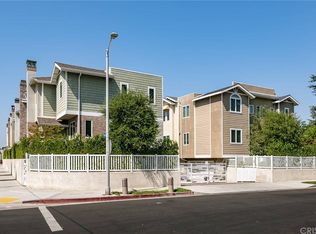 4805 Gentry Ave, Valley Village, CA 91607