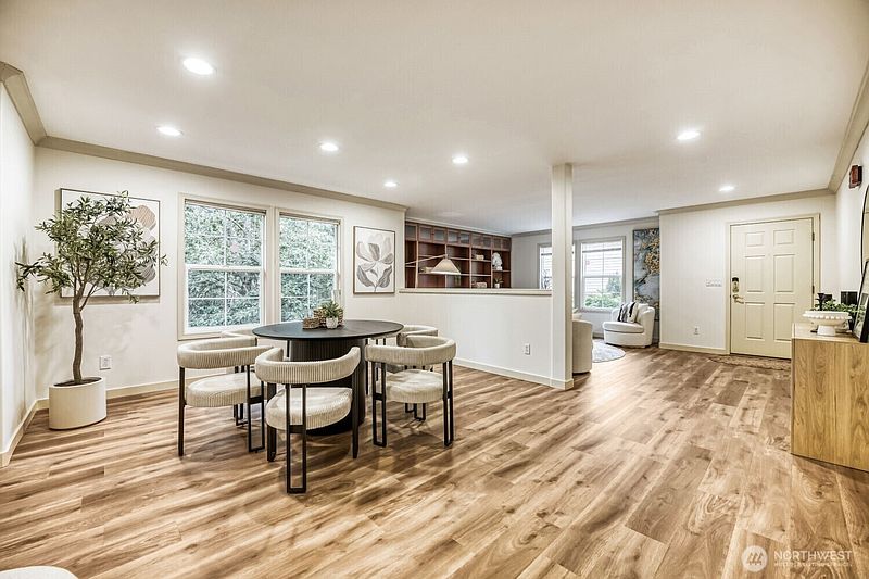 5th image of 10193 224th Avenue NE